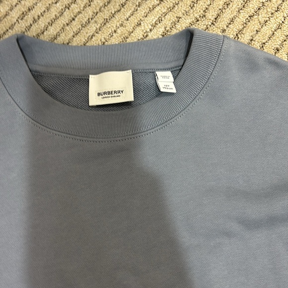 Boys Burberry Sweater - Picture 3 of 3